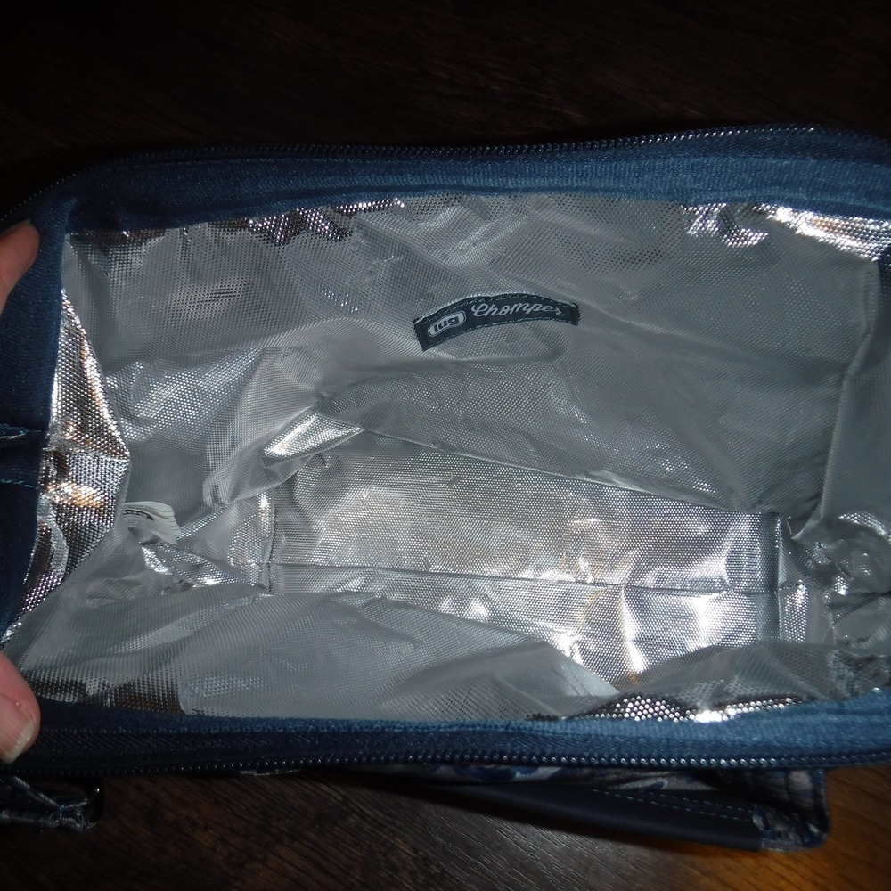 Lug Chomper Insulated Lunch Tote. Leopard Navy. EUC - Picture 7 of 9